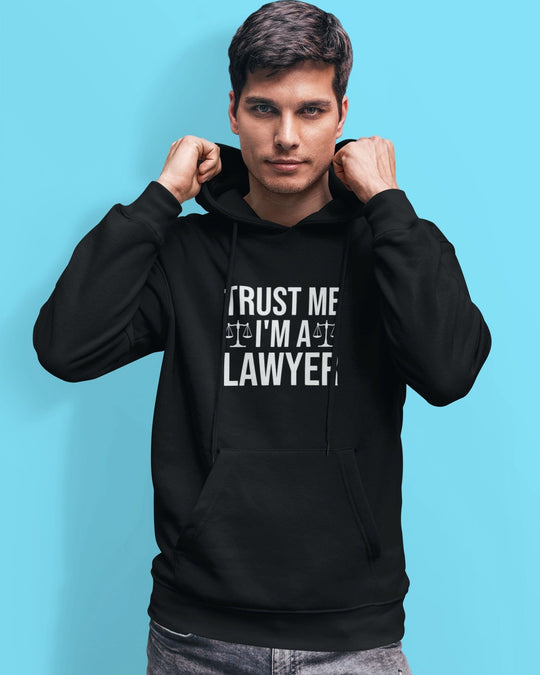ჰუდი „Trust Me I’m A Lawyer!“ — სასწორი და თეთრი ინგლისური წარწერა