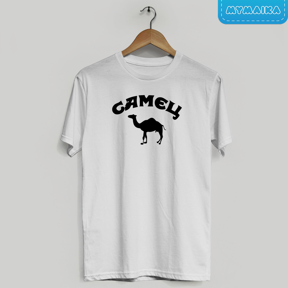 მაისური „САМЭЦ (camec)“ — აქლემის სილუეტი და კირილიცური სიტყვა