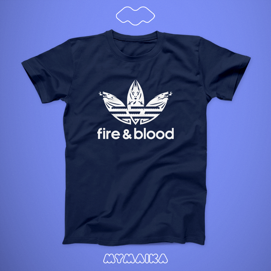 მაისური „Fire and Blood“ — Adidas-ის ლოგოს სტილში ტარგარიენების დრაკონი და „fire & blood“