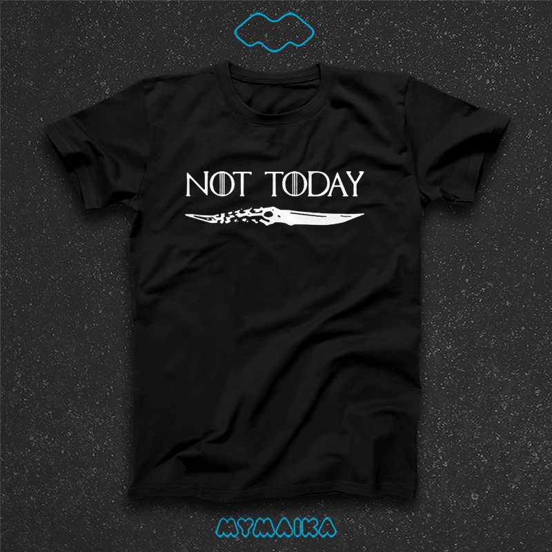 მაისური „Not Today“ — თეთრი წარწერა ვალირიული ხანჯლით