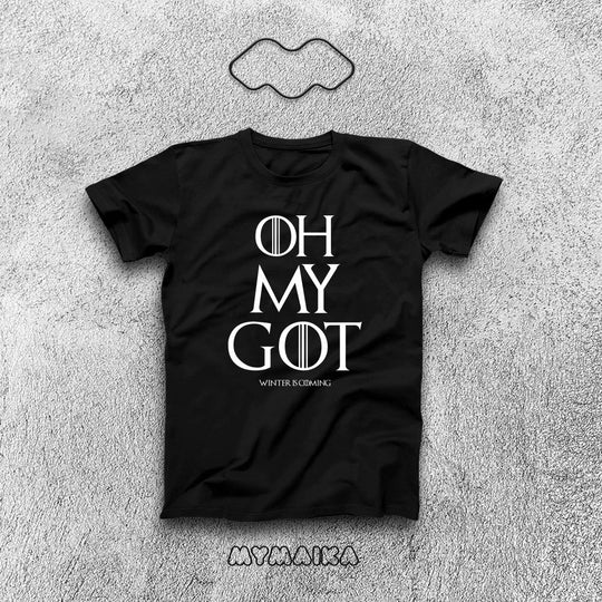მაისური „OH MY GOT“ — „სამეფო კარის თამაშების“ შრიფტით დაწერილი სიტყვათა თამაში