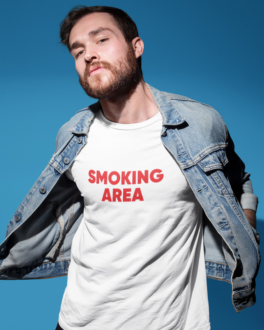 მაისური „Smoking Area“ — წითელი ინგლისური წარწერა